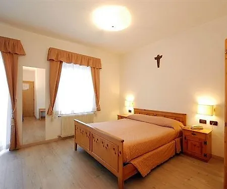 L'ideale Hotel 3*